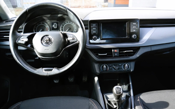 Skoda Scala cena 51000 przebieg: 133900, rok produkcji 2020 z Luboń małe 352